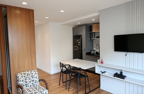 Saco dos Limoes Apartment | Furnished studio apartment of 40m2, with private garage, in a high-end condominium.