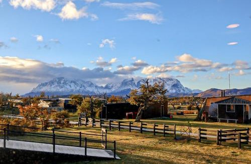 Torres Del Paine Hostel | Geikie Lodge