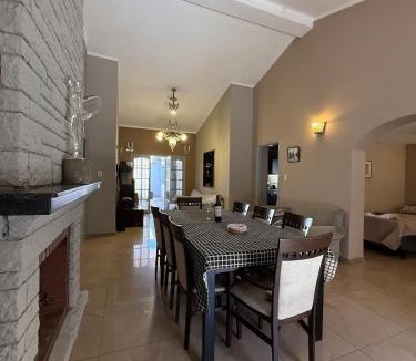 Mendoza City Center House | Gran Casona Senderos del Parque