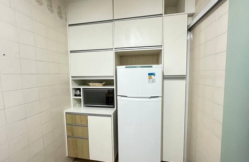 Centro Apartment | Guarujá Pitangueiras beach 50 meters from the sea