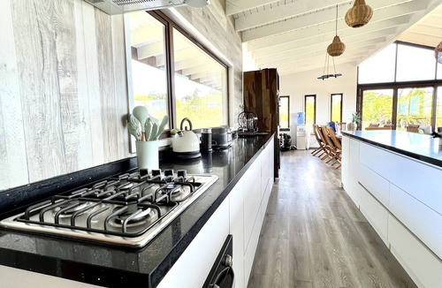 Hanga Roa House | Hare Mahatu