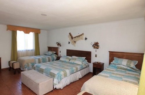 Hanga Roa House | Hare PakoBa Guest House