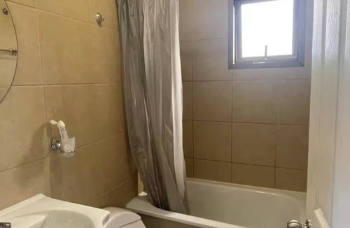 Angol House | Hermosa casa de 2 dormitorios en Angol, ideal para tu estadía cerca de hospital