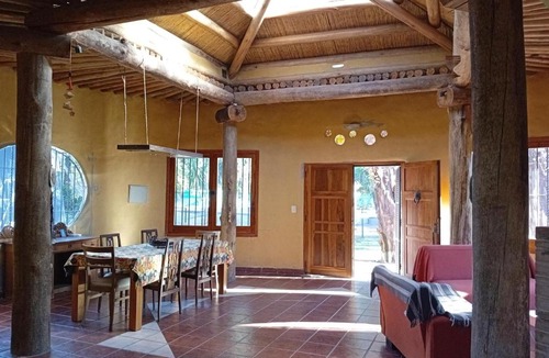 Maipu Cabin | Hermosas unidades, abundante naturaleza y gran piscina