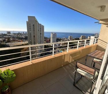 Placeres Apartment | Hermoso Depto estilo mariposa con vista al mar