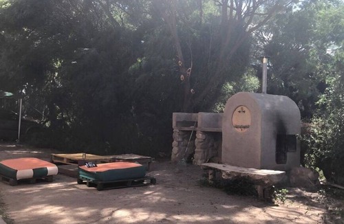 Ampimpa House | Hidden House in La Fronterita