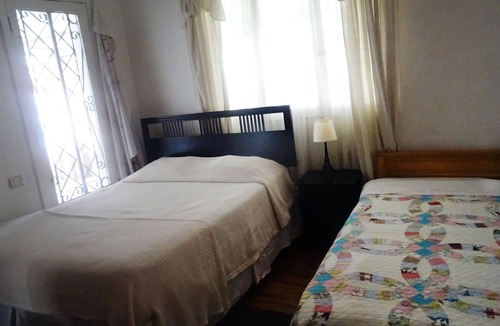 Barrio Italia Hostel | highway chile - private room 3 people - hostel