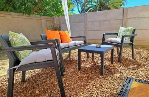 Casablanca House | Hogar Entre Viñas: Charming 2B2B New Home, Free Parking
