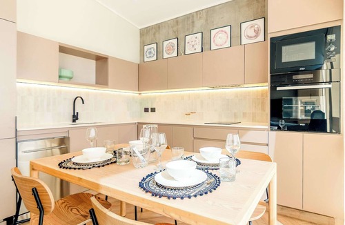 Santiago Apartment | HOM I La Dehesa I Parking I AC I Calefacción Wifi
