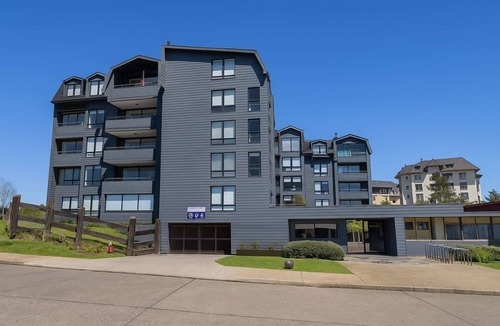 Puerto Varas Apartment | HOM I Vista al Lago Depto con Estacionamiento