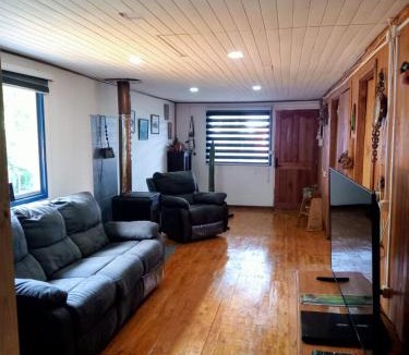 Lenca House | Hospedaje en Parque Nacional Alerce andino