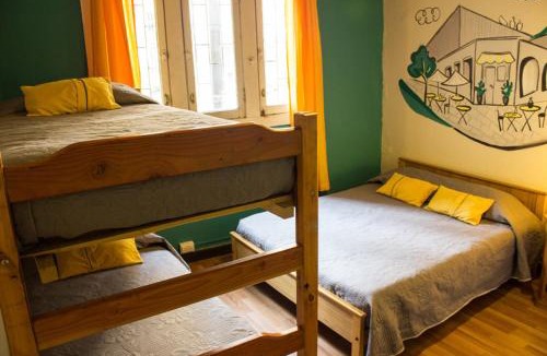 Lastarria Hostel | Hostal Forestal
