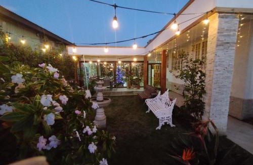 Quintero House | HOSTAL LA MODERNA