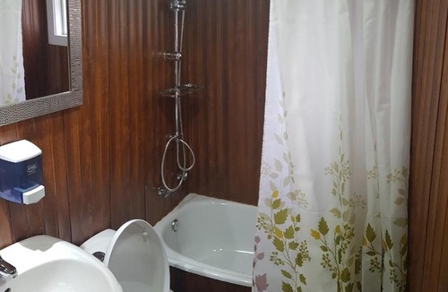 Castro Bed & Breakfast | Hostal Nueva Galicia