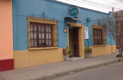 San Fernando House | Hostal Renoir