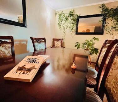 Los Angeles Bed & Breakfast | Hostal SaraTierra