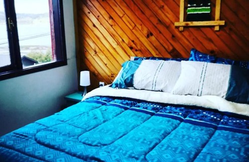 Castro House | HOSTAL VOLANTIN CHILOE