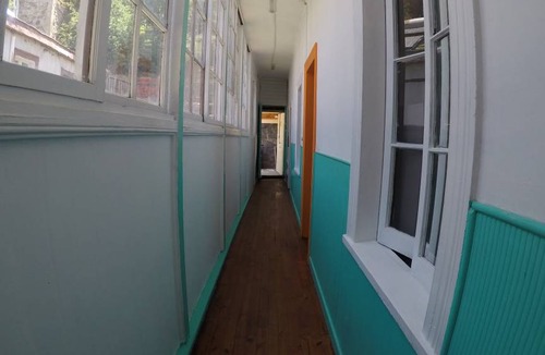 Cerro Alegre Hostel | Hostel ∙ 8 guests
