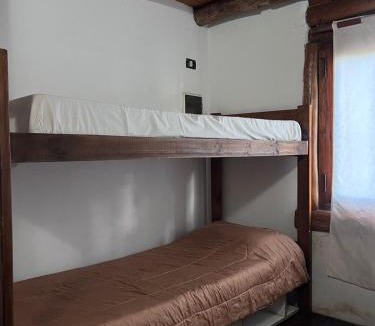 General San Martin House | Hostel Llahuen