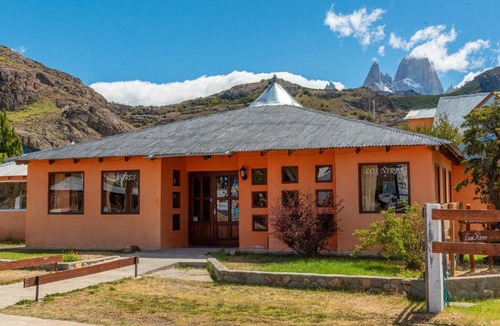 El Chalten Hotel | Hosteria LOS ÑIRES