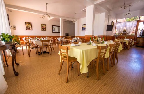 Caldera Hotel | Hotel ∙ 8 guests