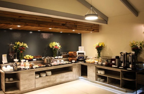 Hanga Roa Hotel | Hotel ∙ 8 guests