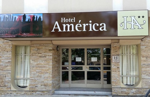 Mendoza City Center Hotel | Hotel América