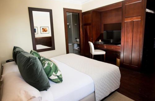 Cerro Alegre Hotel | Hotel Casa Higueras