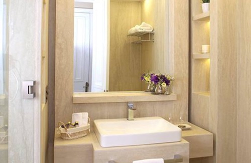 Alto Jahuel Hotel | Hotel Casa Real Viña Santa Rita