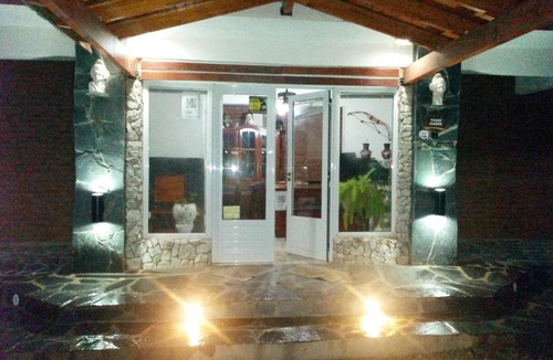 Villa Del Dique Hotel | Hotel Foxes