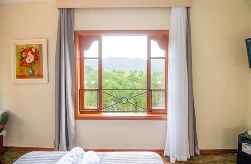 Monte Verde Hotel | Hotel Ninho do Falcão