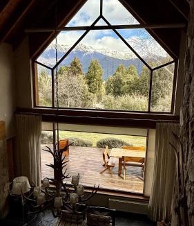 Villa Arelauquen Ski Chalet | House in Arelauquen Golf Club with 4 bedrooms