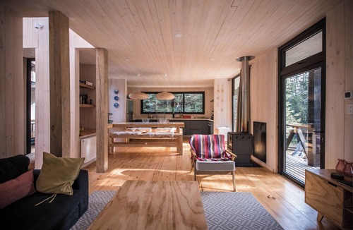 Malalcahuello House | House with Forest and Hot-Tub in Malalcahuello near Corralco