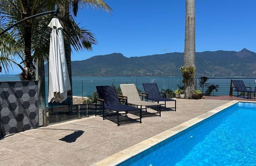 Praia das Cigarras House | House with heated pool - Incredible View - Ilhabela - Beach Tennis Court.