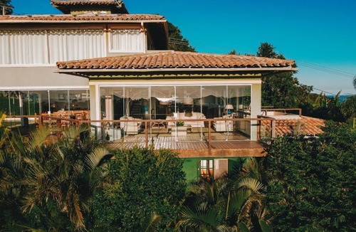 Brava House | House with spectacular view of 270 graus in Alto da Brava