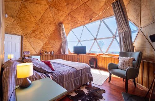 Chaihuin Hotel | Huiro Lodge Domos y Avistamiento de Fauna Marina