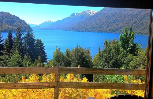 Correntoso Apartment | Ideal apartment for a couple with views of the lake and the hills in Villa la Angostura