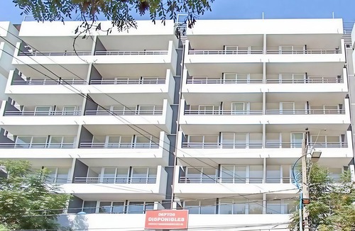 Quinta Normal Apartment | Incredible Apartment in Santiago with Swimming Pool! Ideal for Families - Yungay 1