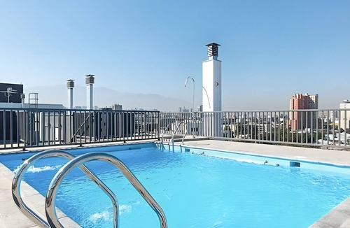 Quinta Normal Apartment | Incredible Apartment in Santiago with Swimming Pool! Ideal for Couples - Yungay 2