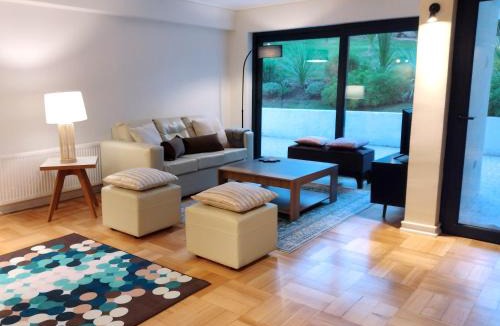 El Golf Apartment | Jardín privado para familias y trabajo