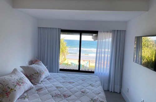Porto de Galinhas House | Jewel of Porto, designer house, right on the sand with the comfort you need.