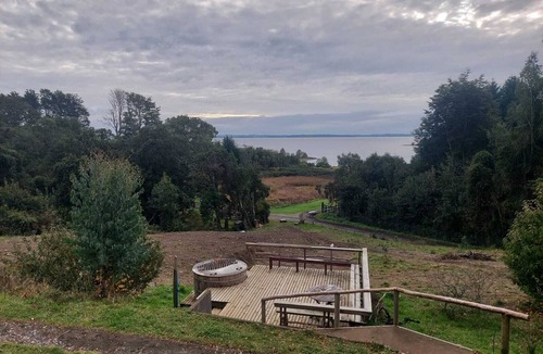 Puerto Varas House | Lake House and Tinaja