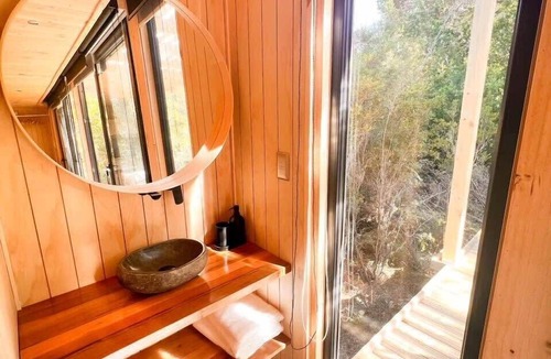 Lenca Cabin | Lakefront Cabin w/Hot Tub & BBQ Grill Access
