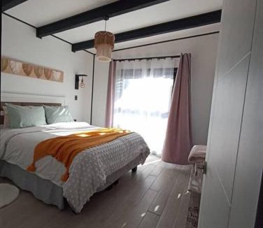 Panguipulli House | Lakustre Cabins - Acogedora cabañita de campo a 7 min de Panguipulli