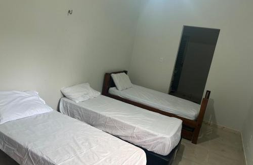 Coqueiro House | Large house in a condominium