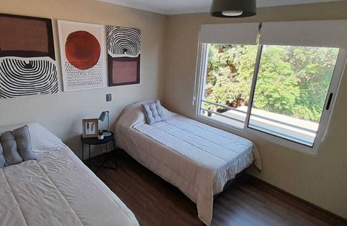 La Florida House | Large house located in the foothills of the Andes.