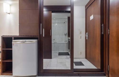 Paraiso Apartment | LEONCIO 706