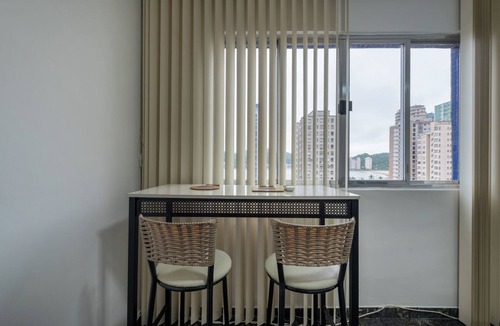 Sao Vicente Apartment | Loft Acolhedor com Estacionamento a 150m da Praia