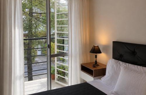 Avellaneda Apartment | Loft luminoso con balcón y entrada independiente