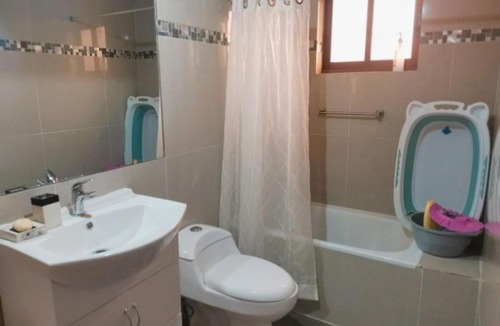 Yungay House | Los Acacios